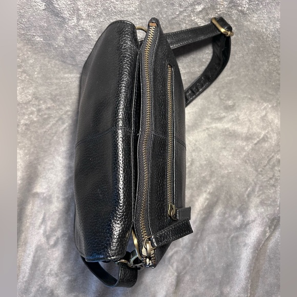 Latico Leather Co. Pebbled Leather Crossbody Messenger Bag - Picture 6 of 13